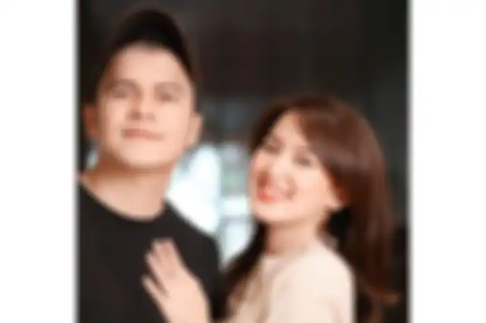 Rosiana Dewi dan Handika Pratama