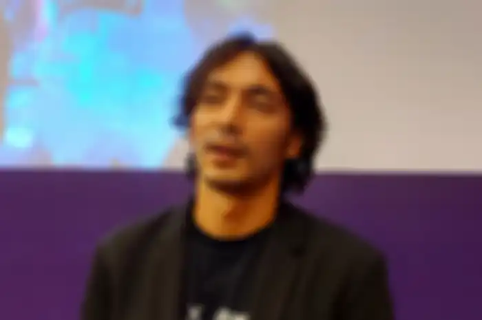 Abimana Aryasatya, aktor pemeran Gundala, saat konferensi pers PUBG Mobile x Gundala (19/11)