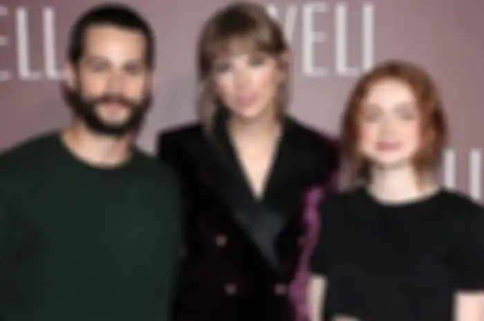 Taylor Swift dan cast musik video All Too Well
