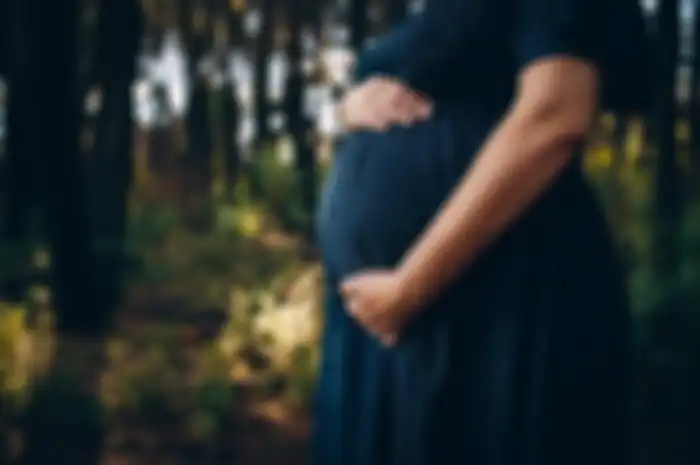 Makanan yang dilarang dikonsumsi ibu hamil