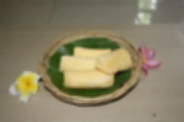 Tape singkong merupakan salah satu makanan tradisional yang baik dikonsumsi bagi kesehatan tubuh.
