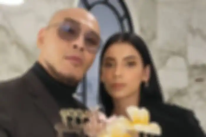Deddy Corbuzier berikan pesan manis untuk sang kekasih 