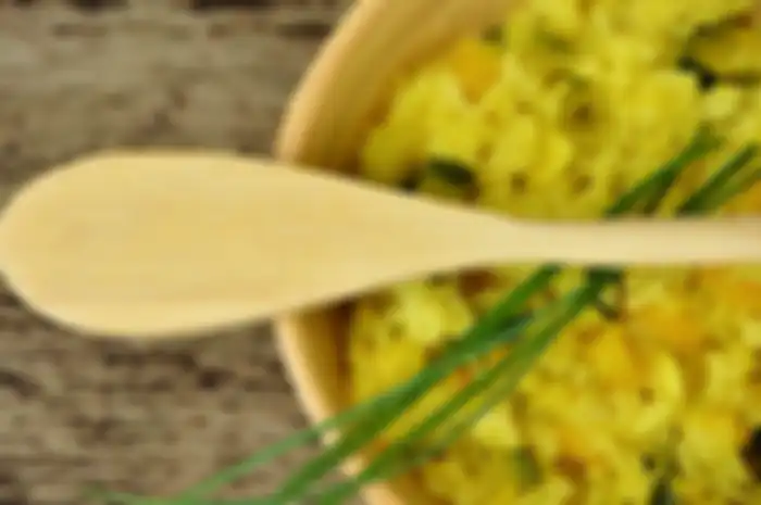 Bahaya menambahkan dua bahan ini ke nasi kuning.