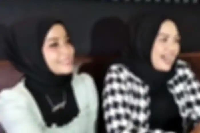 Elly Sugigi putuskan untuk adopsi seorang anak Ocha Piliang.