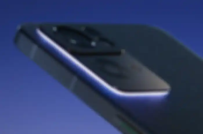 Kamera belakang Oppo Reno7