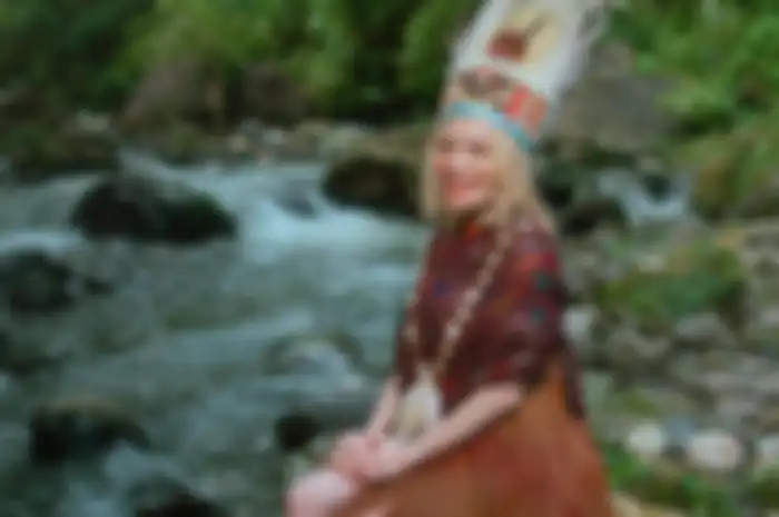Potret cantik Herolena Beroperay, gadis cantik asal Papua yang sering dikira bule berparas barbie