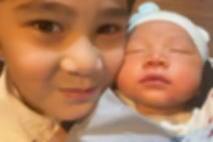 Rafathar dan adiknya Rayyanza Malik Ahmad