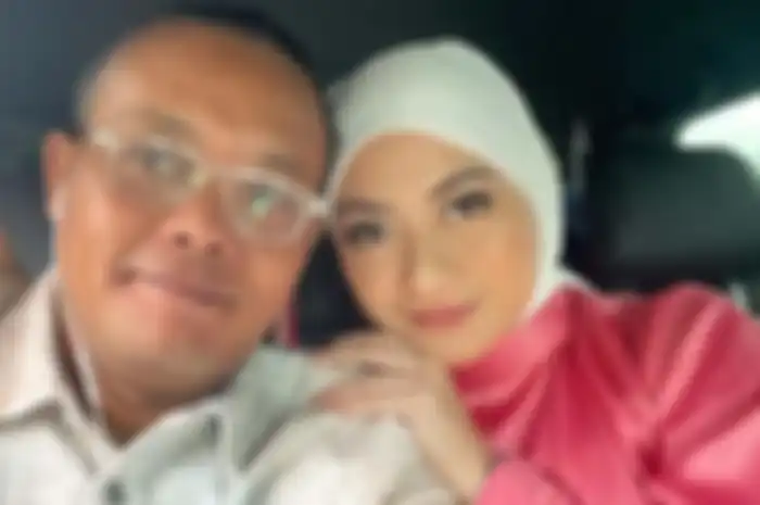  Sule dan Nathalie Holscher  