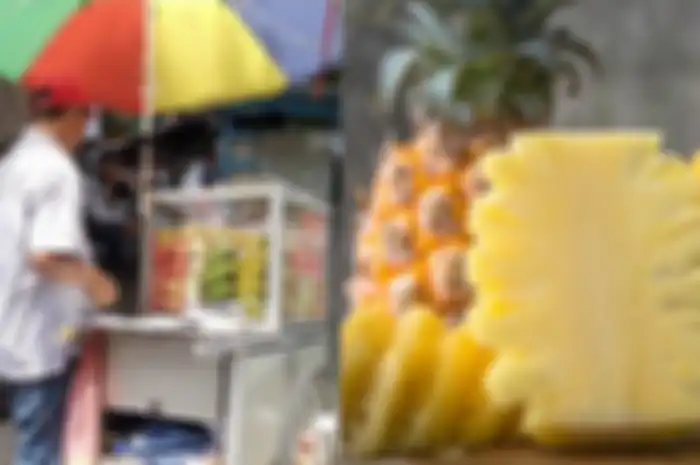 Tips dari pedagang mengupas nanas tanpa bikin tangan luka