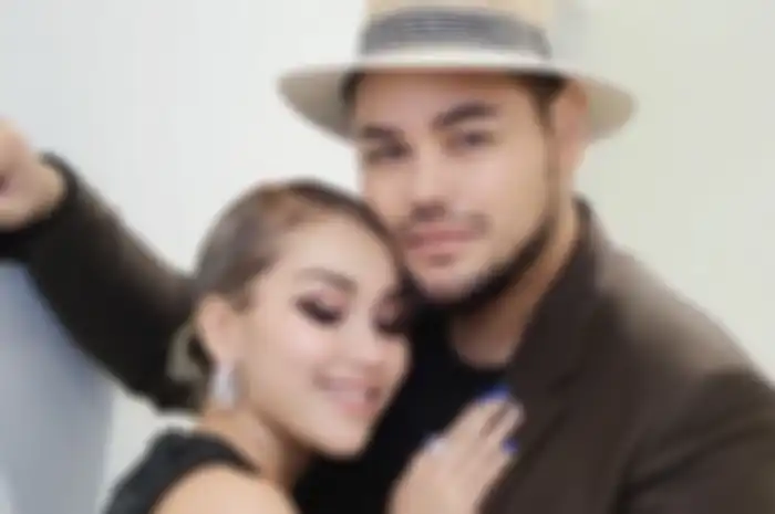 Ivan Gunawan dan Ayu Ting Ting