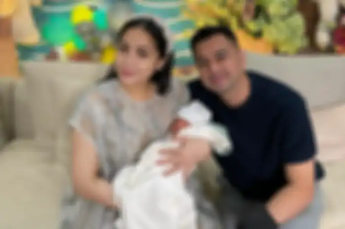 Raffi Ahmad, Nagita Slavina, dan Rayyanza Malik Ahmad.