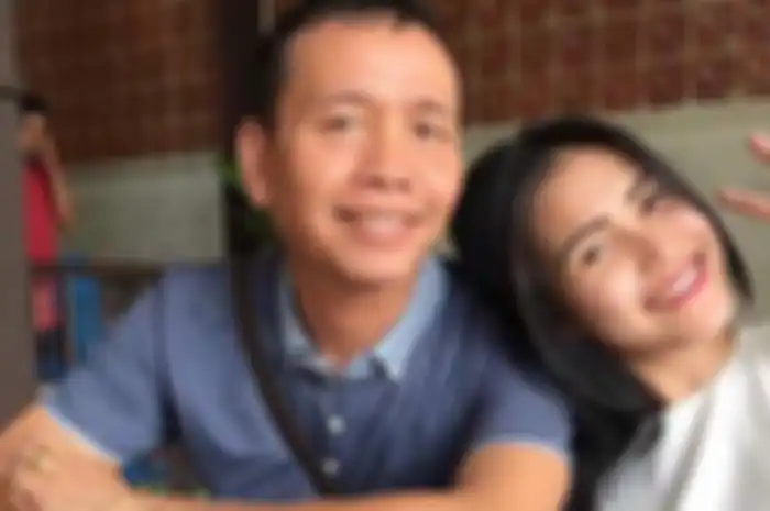 Ayah Rozak dan Ayu Ting Ting