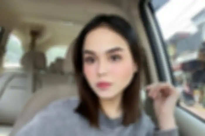 Edelenyi Laura Anna.