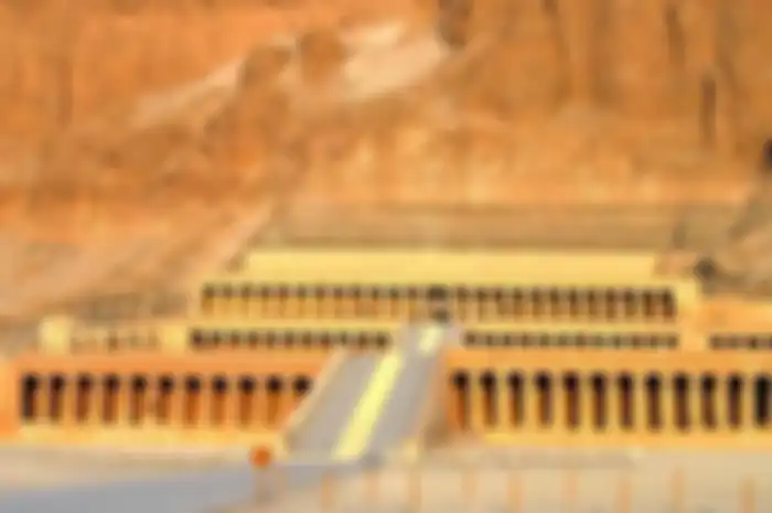Kuil pemakaman Hatshepsut.