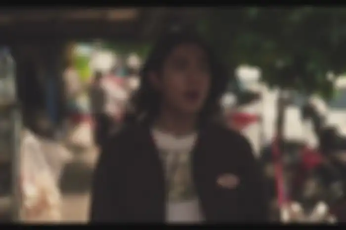 Iqbal Ramadhan dalam video klip 'Yang Terdalam' Milik NOAH