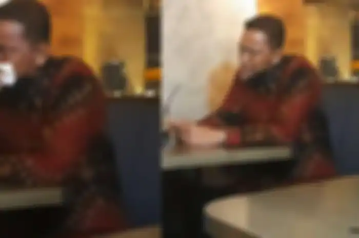 Doddy Sudrajat menangis