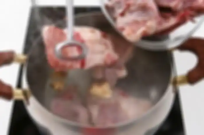 Merebus daging