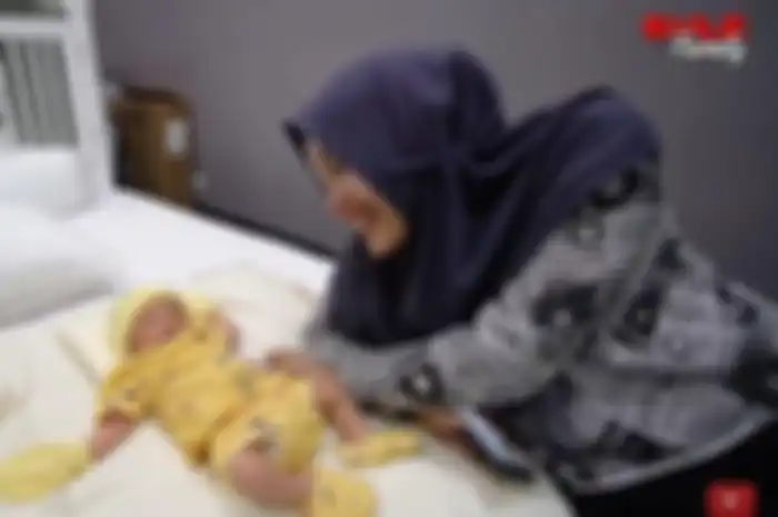 Putri Delina dan Adzam