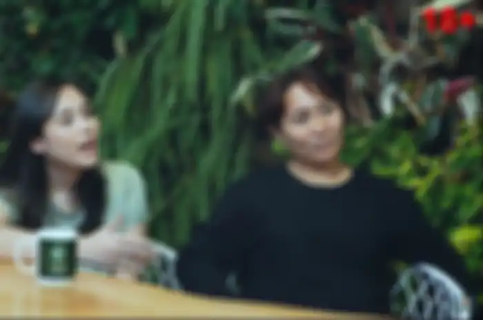 Kakak dan mama Laura Anna, Greta Iren dan Mama Amel di YouTube Denny Sumargo