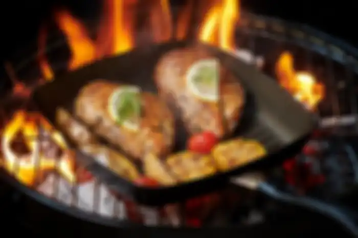Aneka tips harian, begini cara membersihkan panggangan BBQ.