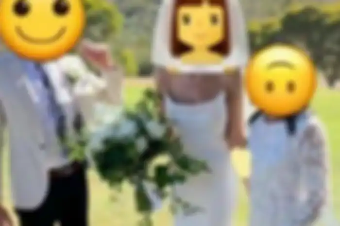 Pengantin wanita kesal lihat penampilan ibu tiri