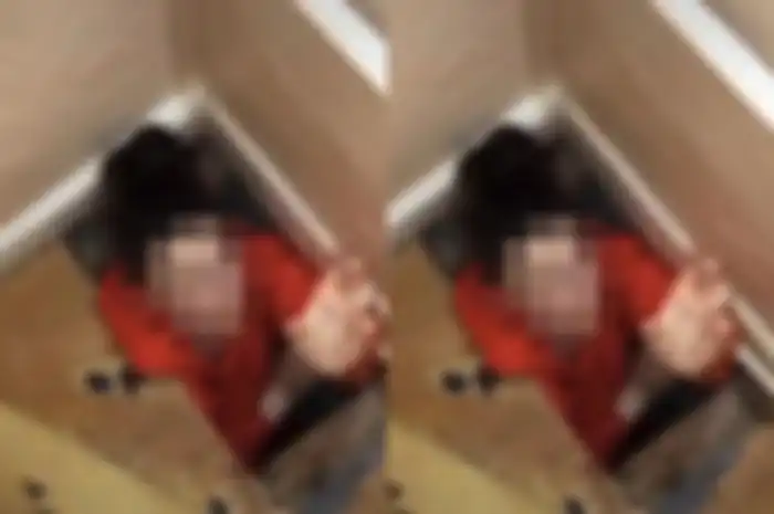 Wanita menemukan ruangan rahasia di bawah karpet 