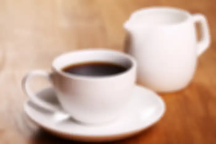 Cara aman minum kopi bagi para penderita penyakit lambung.