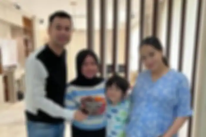Lala pengasuh Rafathar