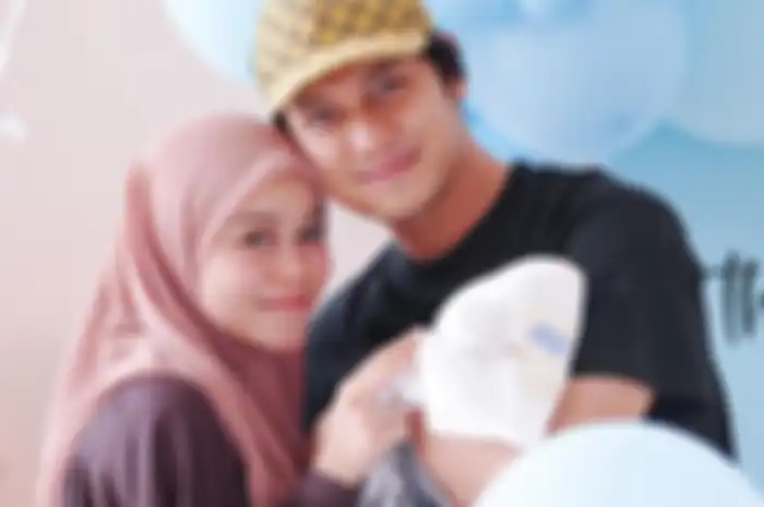 Lesti Kejora dan Rizky Billar bersama Baby L.