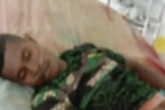 Foto prajurit TNI asli Papua yang gugur dan terluka akibat serangan teroris KKB menjadi alat propaganda musuh. Kodam Kasuari buka suara.
