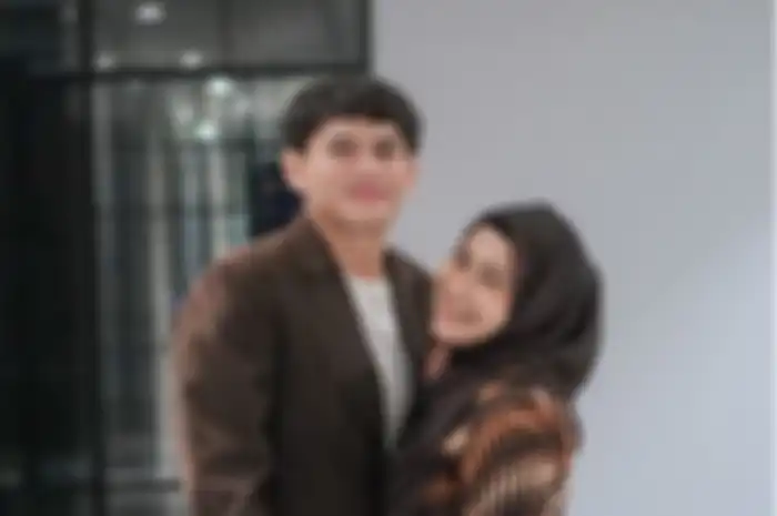 Ikke Nurjanah dan sang suami