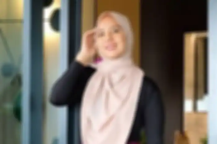 Tya Ariestya  