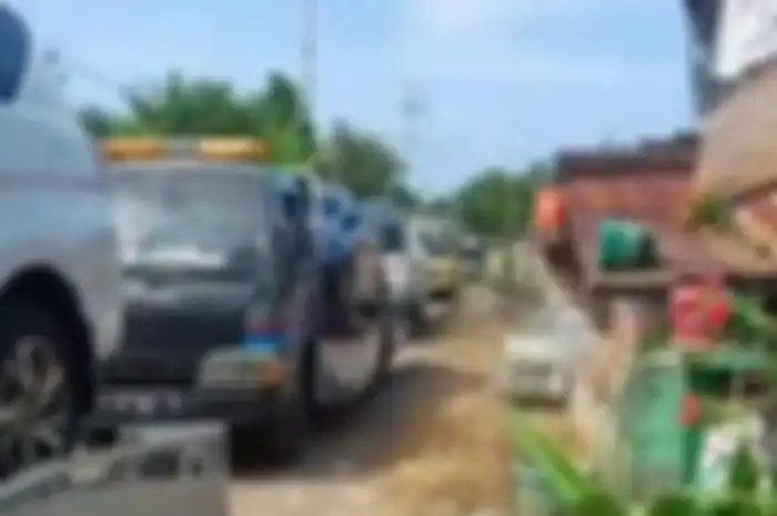 Sempat viral kampung miliarder Tuban, Jawa Timur beli mobil borongan.