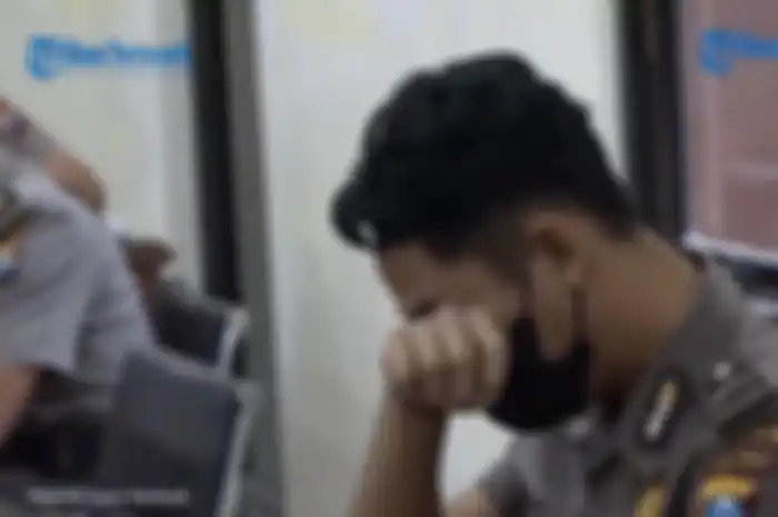 Randy Bagus menangis
