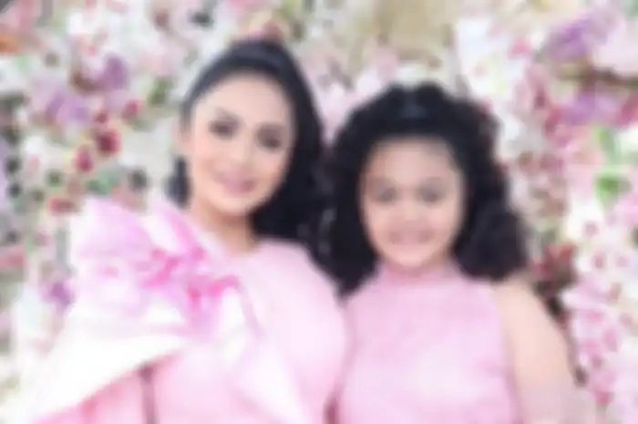 Krisdayanti dan Amora