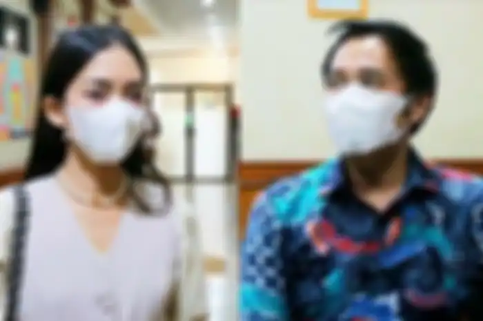 Ririn Dwi Arianty dan Aldi Bragi di Pengadilan Agama Jakarta Selatan, Kamis (10//2/2022)