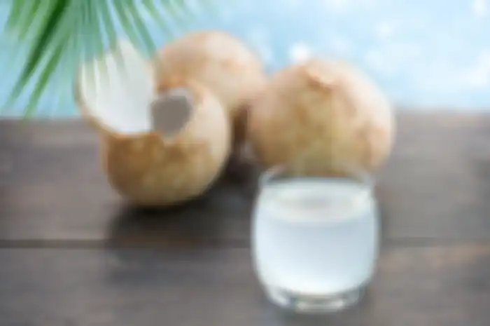 Manfaat air kelapa untuk kesehatan.