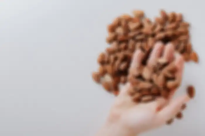 Manfaat kacang almond untuk kulit hingga rambut