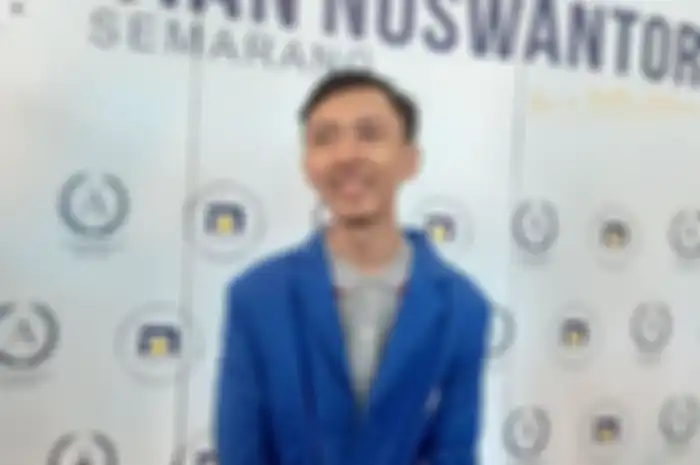 Sultan Ghustaf Al Ghozali di Udinus Semarang