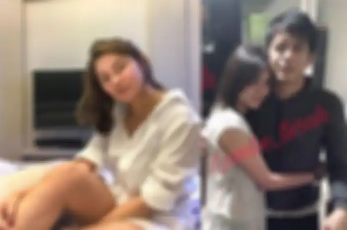 Ariel NOAH dan kakak kandung perempuan bernama Seali Syeh