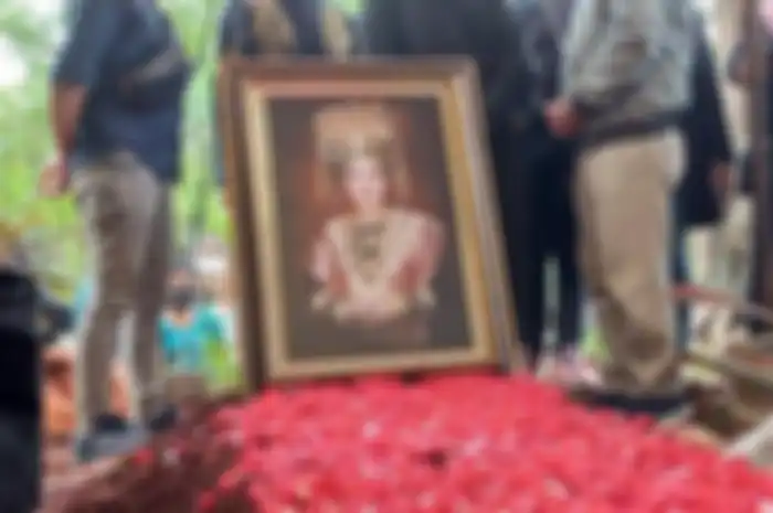 Penampakan makam Dorce Gamalama