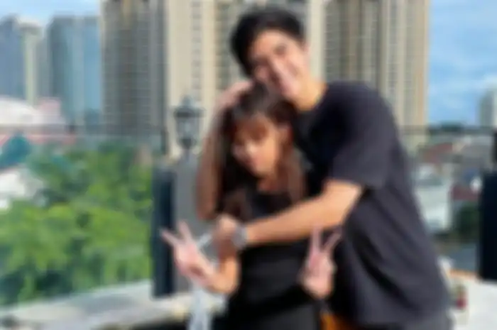 Al Ghazali bersama Safeea Ahmad 
