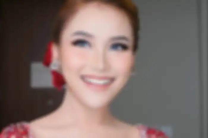 Ayu Ting Ting.