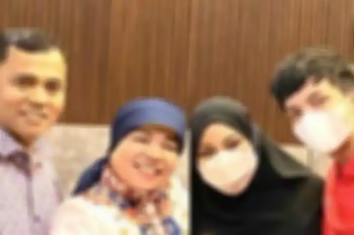 Haji Faisal, Dewi Zuhriati, Aurel Hermansyah dan Atta Halilintar