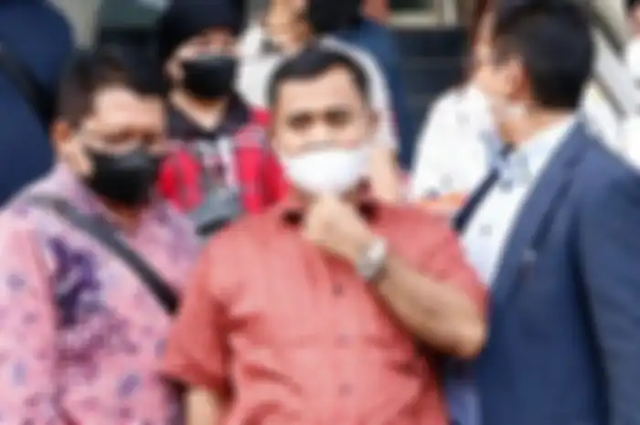 Faisal ungkap Bibi berjuang keras saat Vanessa Angel tersandung masalah.