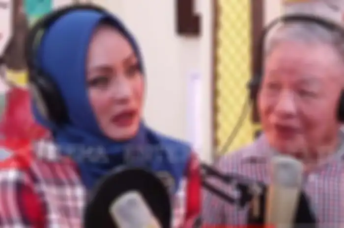 Angelina Sondakh dan ayahnya Lucky Sondakh 