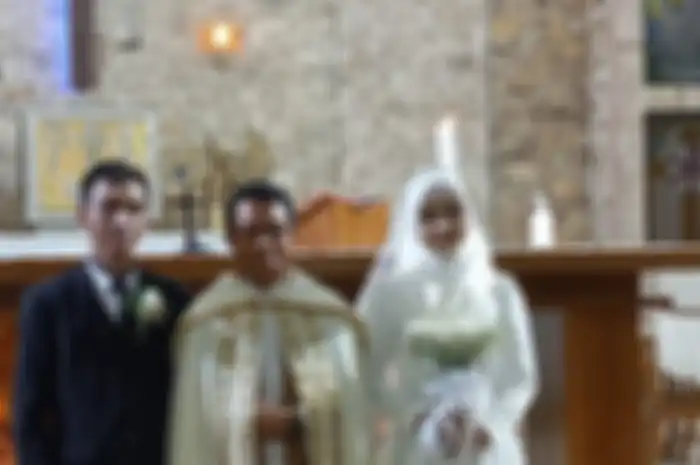 Pernikahan beda agama di Semarang telah memicu kontroversi. Ustaz Abdul Somad sampai ikut buka suara. 