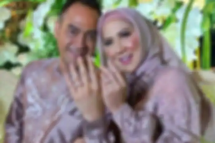 Venna Melinda dan Ferry Irawan resmi jadi pasangan suami istri, Senin (07/03/2022).