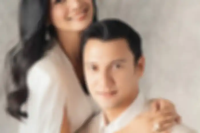 Titi Kamal dan Christian Sugiono.