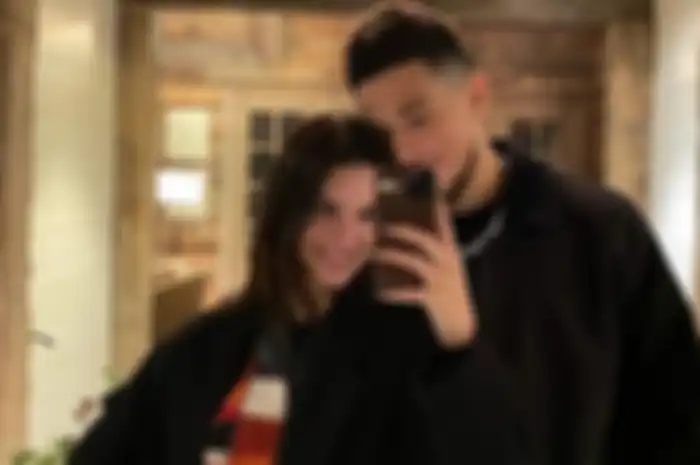 Kendall Jenner dan Devin Booker